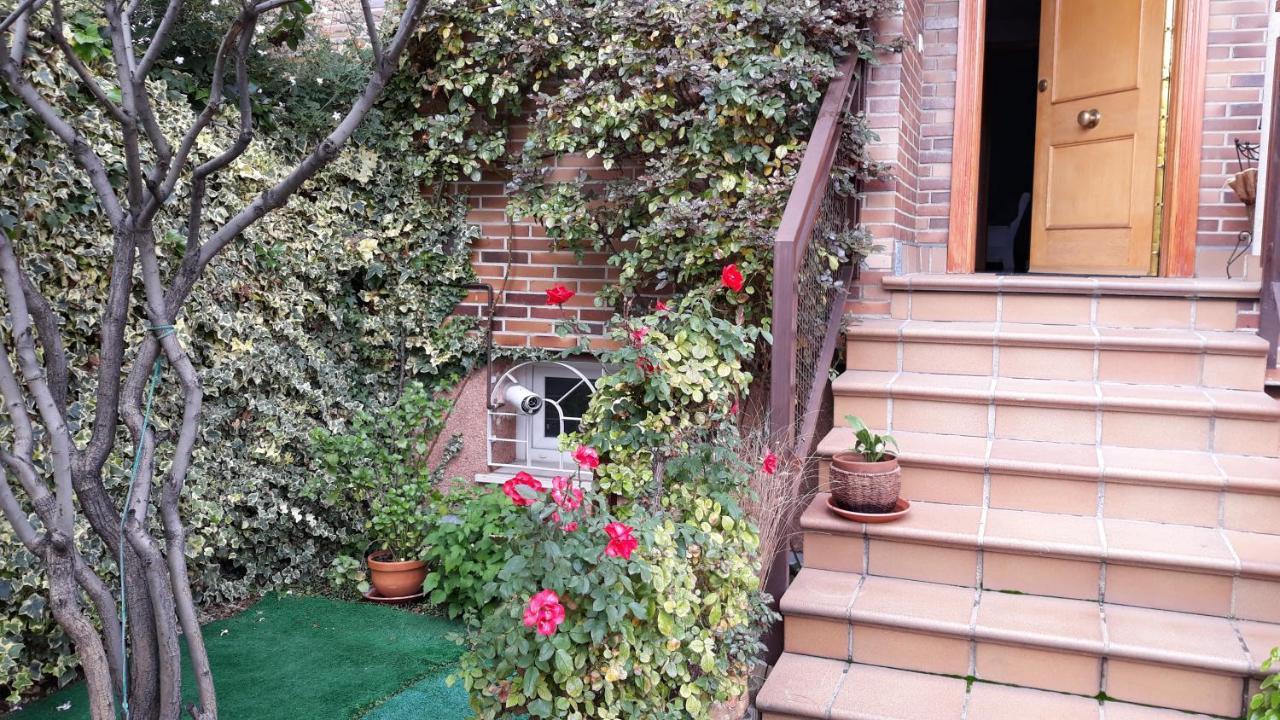 Chalet Zoraya Barajas Madrid