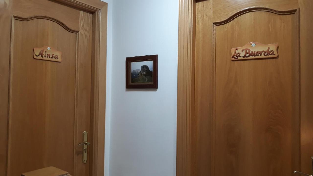 Pensión Chalet Zoraya Barajas Madrid