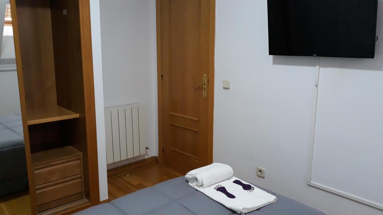 Chalet Zoraya Barajas Pensión *